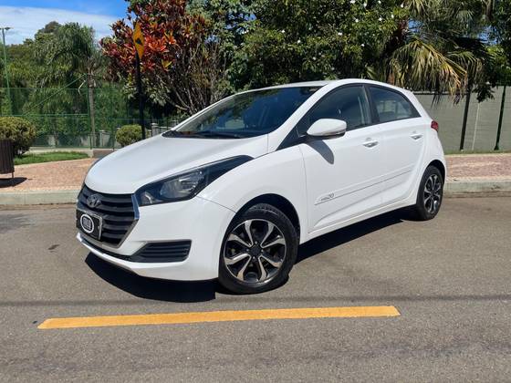 HYUNDAI HB20 1.0 COMFORT 12V FLEX 4P MANUAL